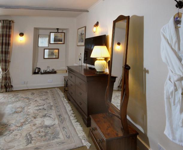 The George At Nunney Hotel Luaran gambar