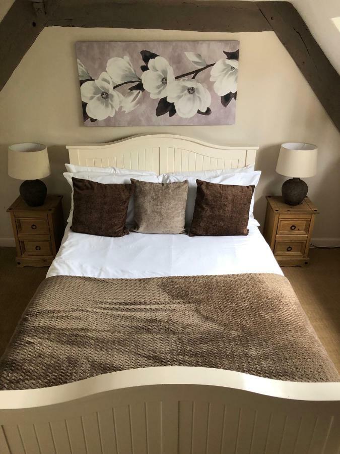 The George At Nunney Hotel Luaran gambar