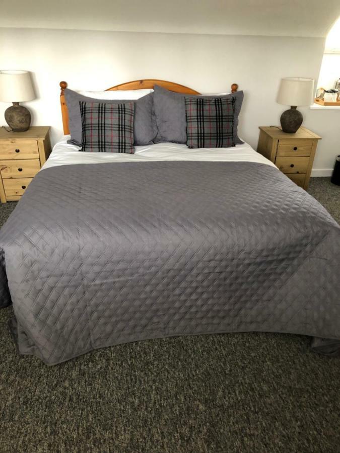The George At Nunney Hotel Luaran gambar