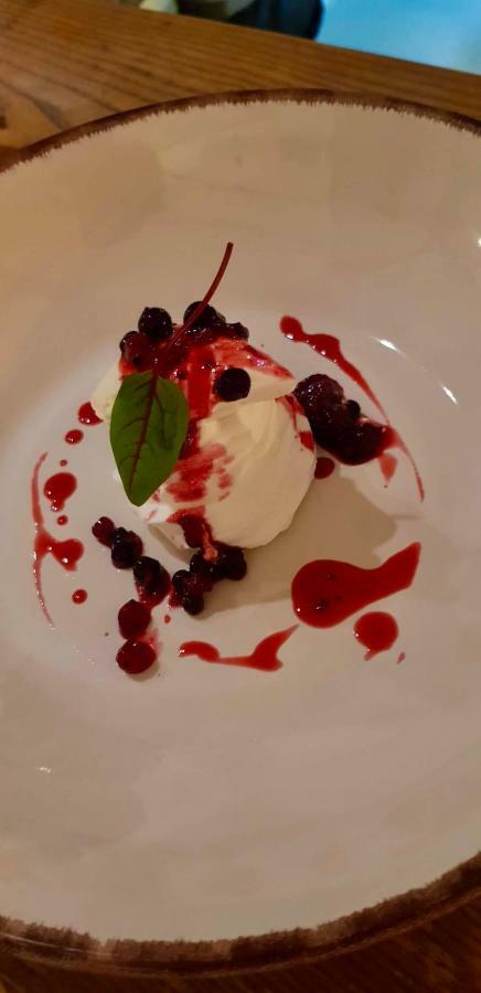 The George At Nunney Hotel Luaran gambar