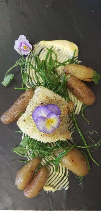 The George At Nunney Hotel Luaran gambar